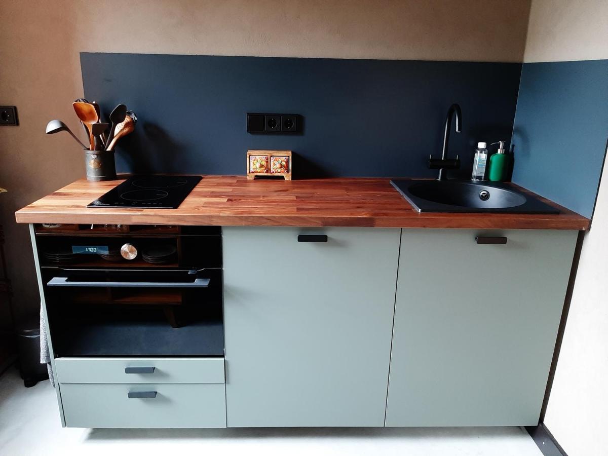 Apartamento De Sarrieshut Houwerzijl Exterior foto